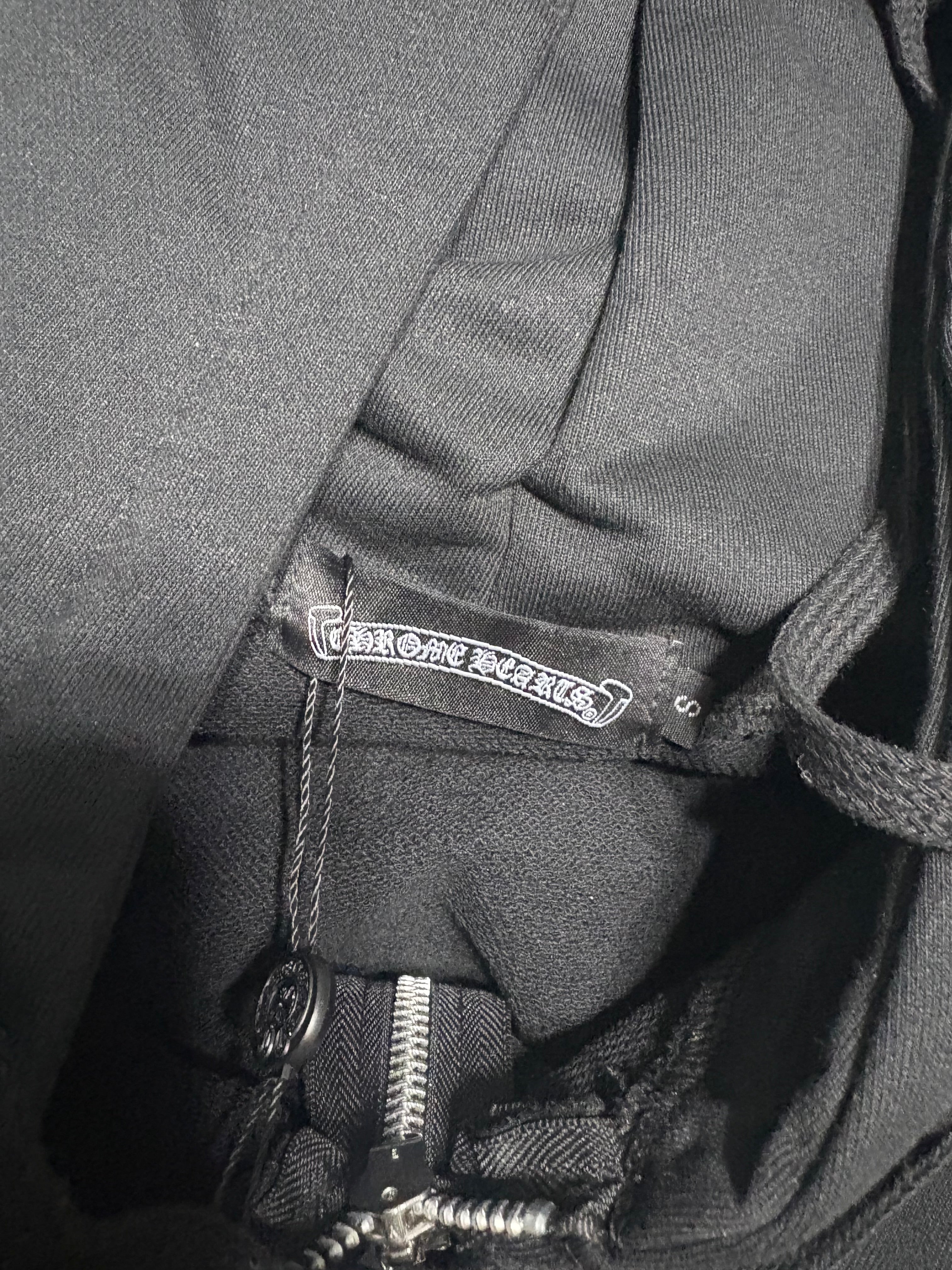 BLACK CHROME HEART ZIP-UP
